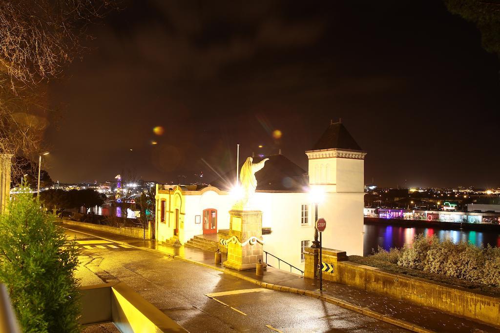 L'Appart' De Jules Nantes Exterior photo