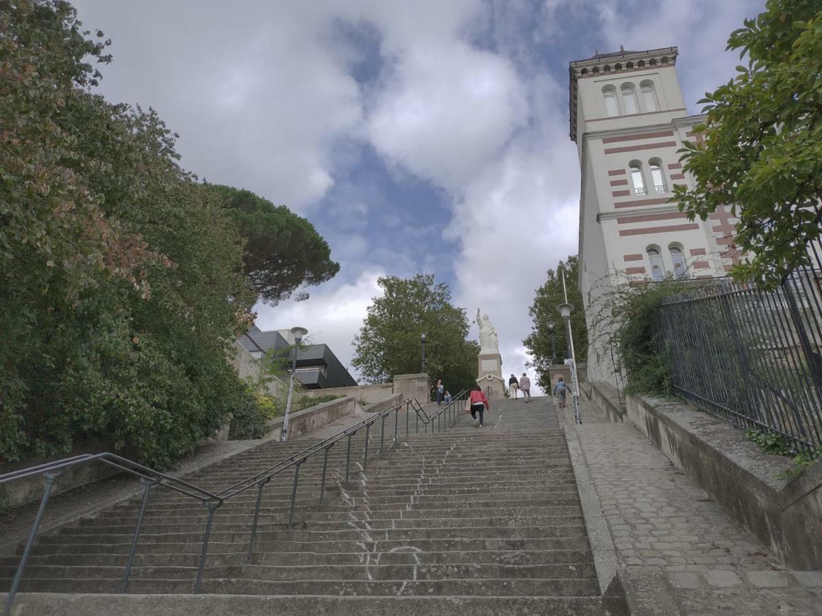 L'Appart' De Jules Nantes Exterior photo